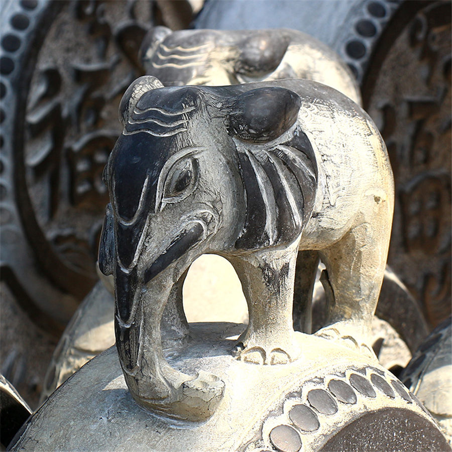 曲陽(yáng)石材雕刻-動(dòng)物青石定制款